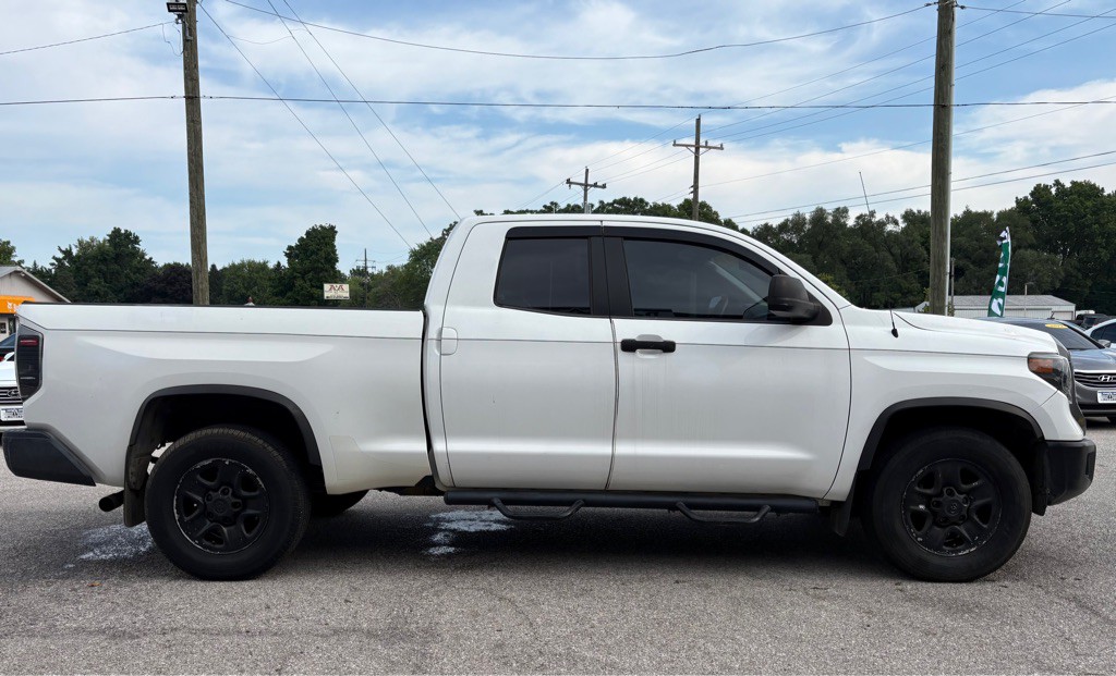 2016 Toyota Tundra Image 4