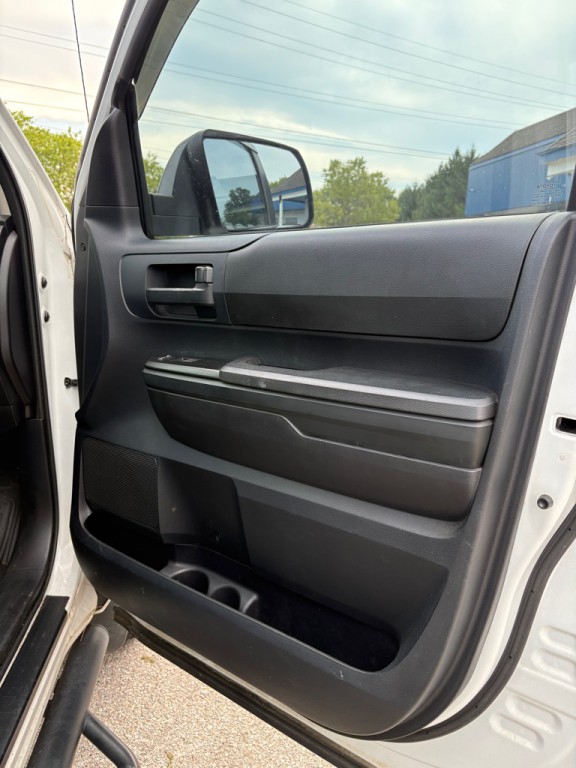 2016 Toyota Tundra Image 14