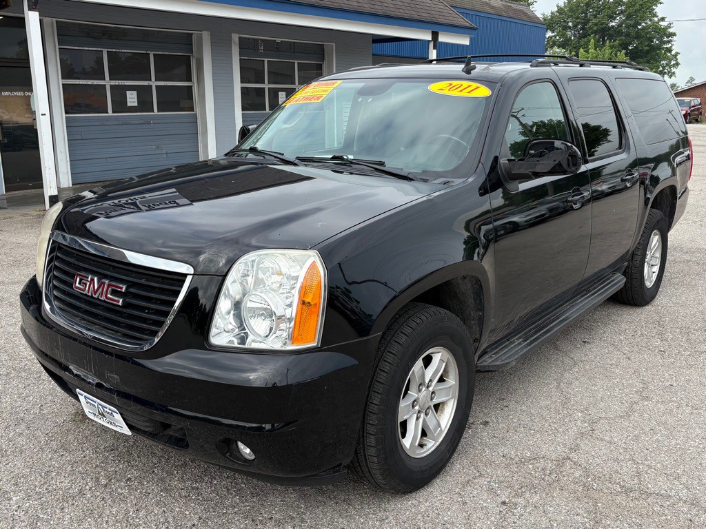 2011 GMC Yukon Image 3