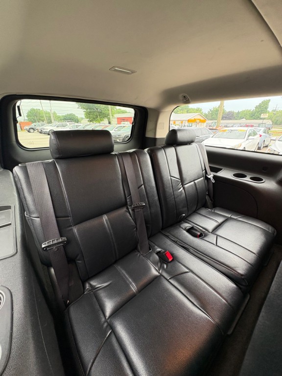 2011 GMC Yukon Image 13