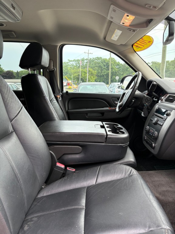 2011 GMC Yukon Image 14