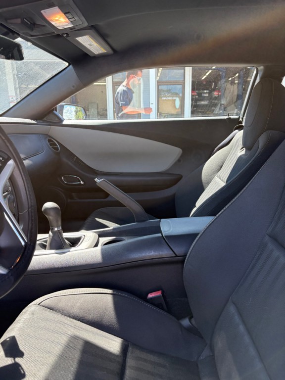 2015 Chevrolet Camaro Image 9