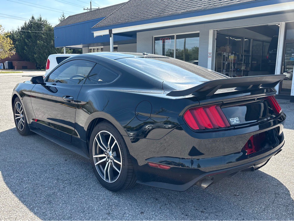 2016 Ford Mustang Image 5