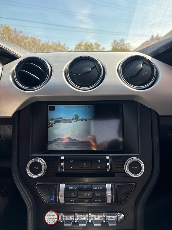 2016 Ford Mustang Image 16