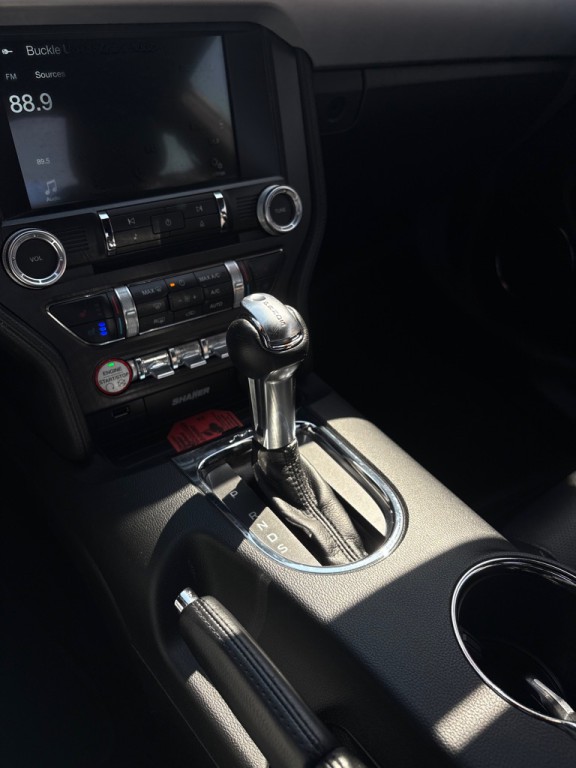 2016 Ford Mustang Image 17