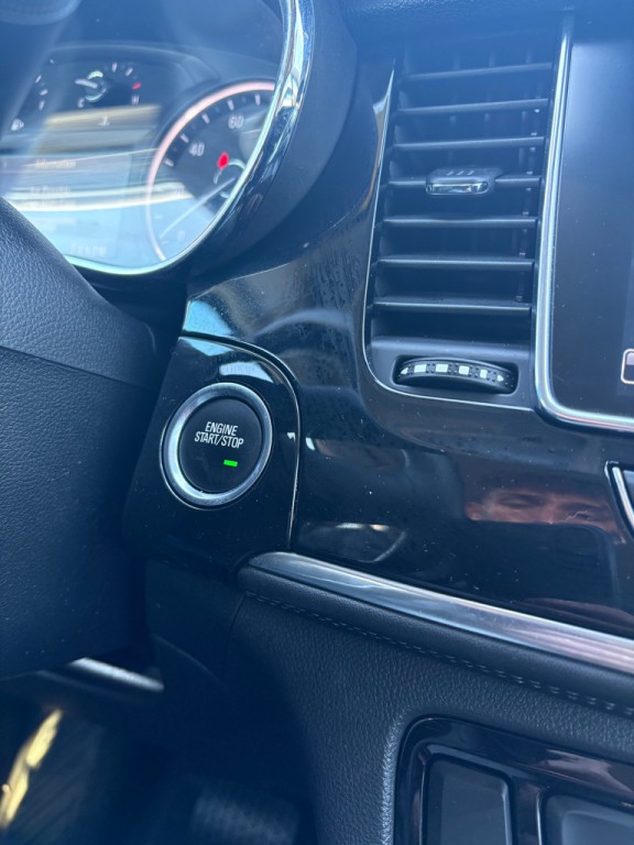 2018 Buick Enclave Image 16