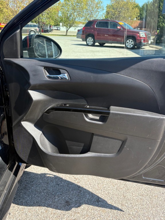 2020 Chevrolet Sonic Image 16