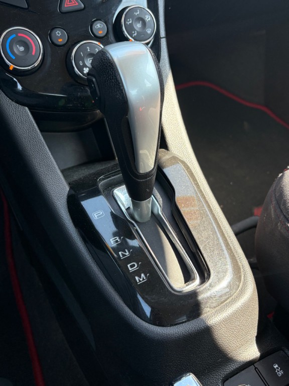 2020 Chevrolet Sonic Image 17