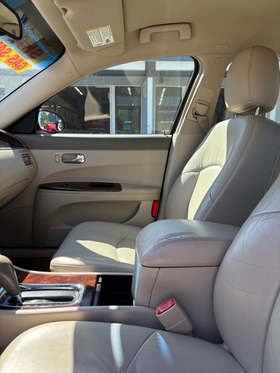 2007 Buick Lacrosse Image 10