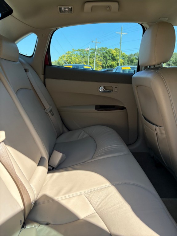 2007 Buick Lacrosse Image 12