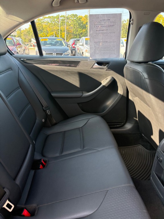 2016 Volkswagen Jetta Image 10