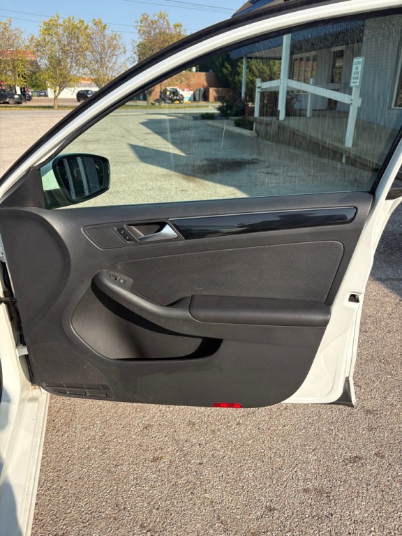 2016 Volkswagen Jetta Image 14