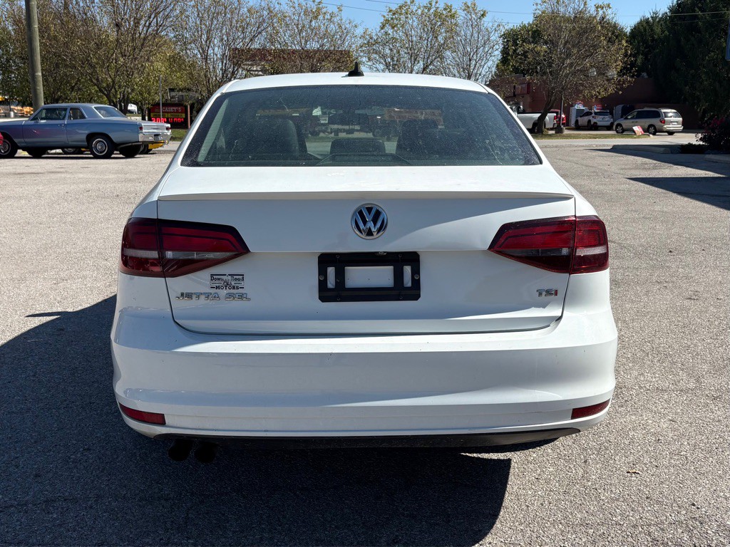 2016 Volkswagen Jetta Image 7