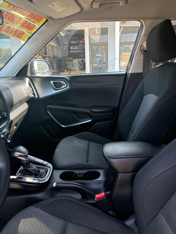2020 Kia Soul Image 8