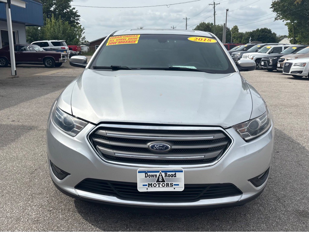 2018 Ford Taurus Image 4