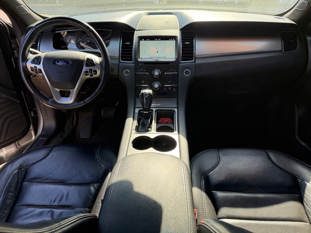 2018 Ford Taurus Image 10