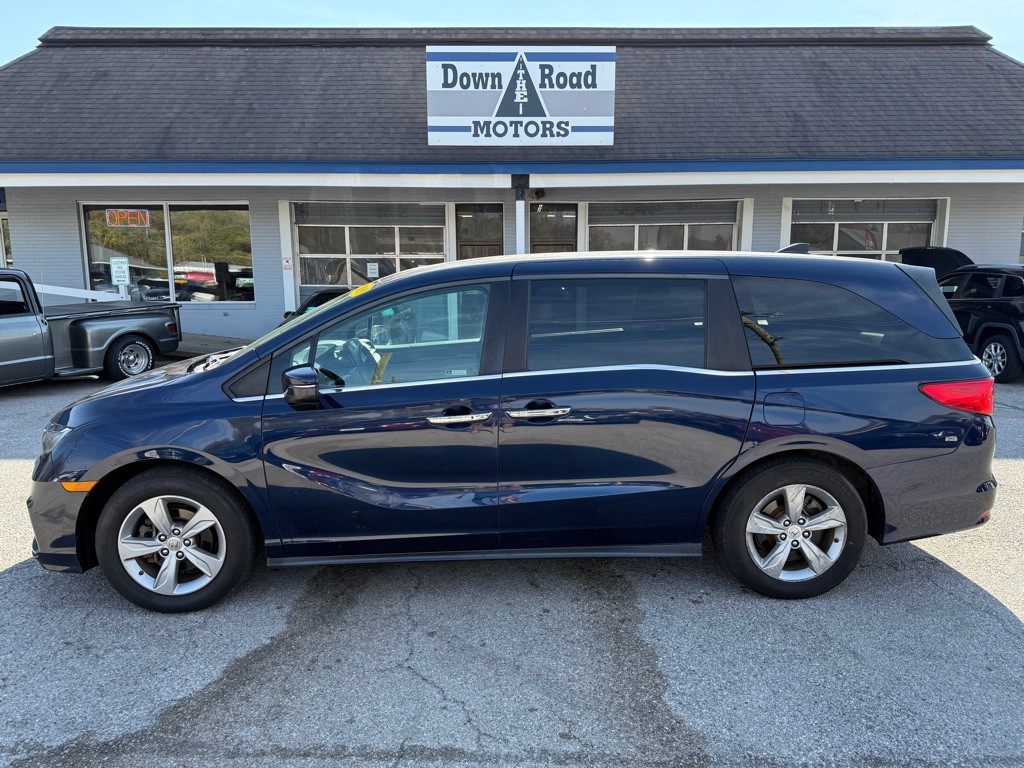 2018 Honda Odyssey Image 2