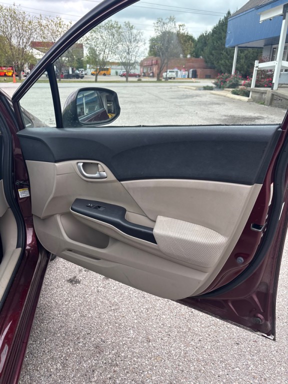 2012 Honda Civic Image 17