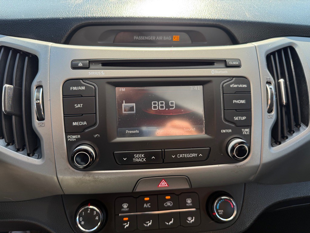2015 Kia Sportage Image 12