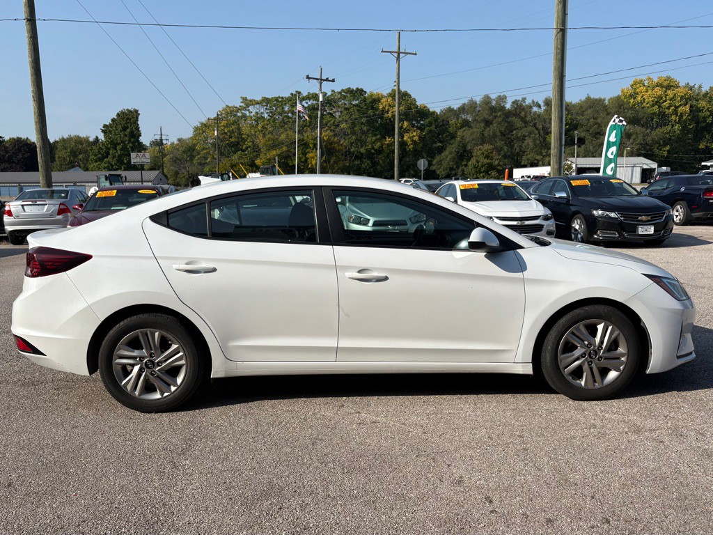 2020 Hyundai Elantra Image 5