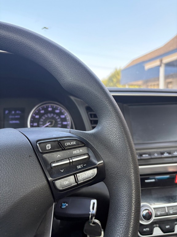 2020 Hyundai Elantra Image 19