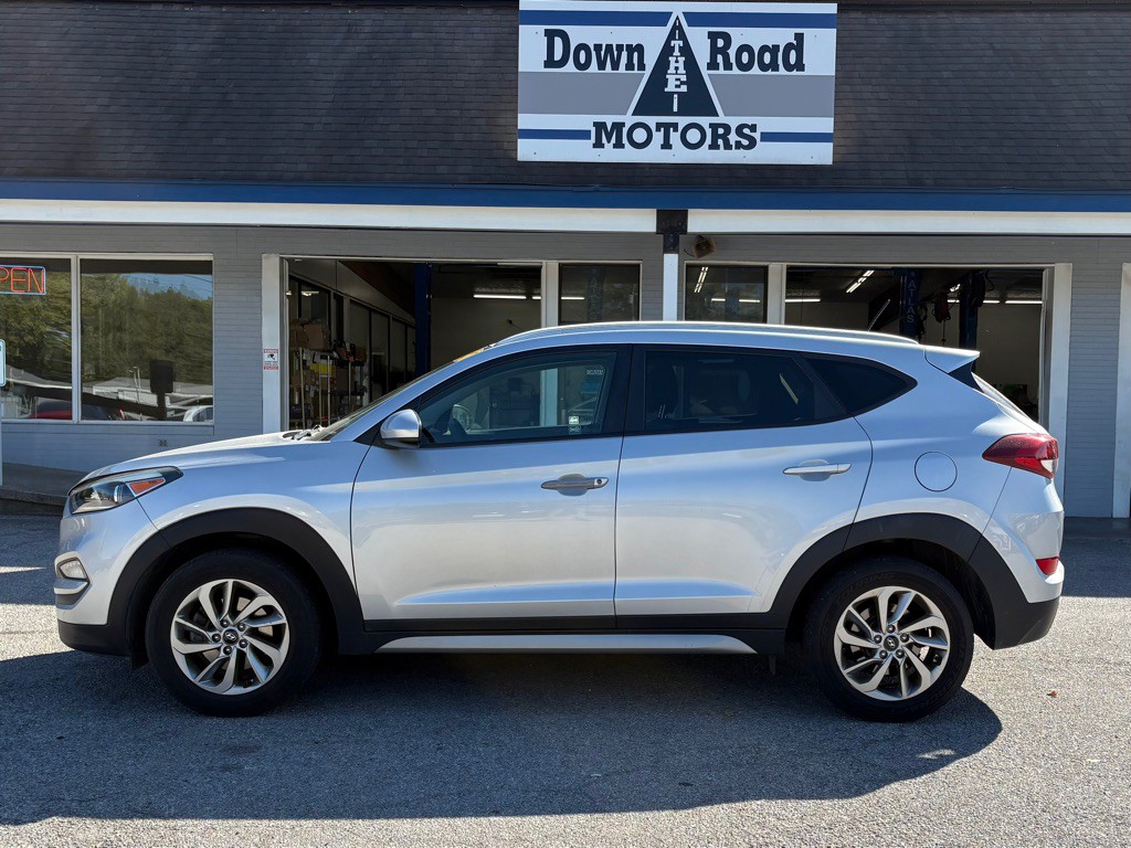 2017 Hyundai Tucson Image 2