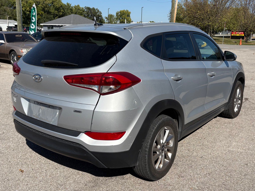 2017 Hyundai Tucson Image 6