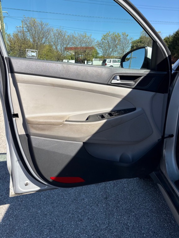 2017 Hyundai Tucson Image 10