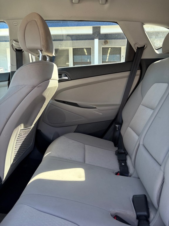 2017 Hyundai Tucson Image 11