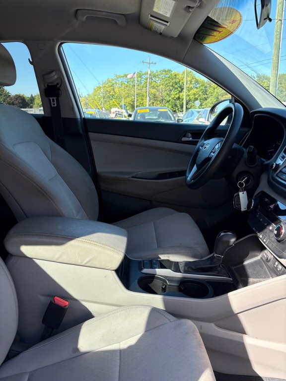 2017 Hyundai Tucson Image 13