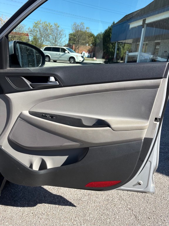 2017 Hyundai Tucson Image 15