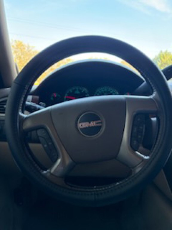 2014 GMC Yukon Image 17