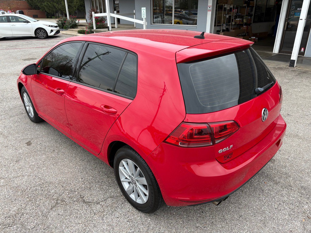 2017 Volkswagen Golf Image 8