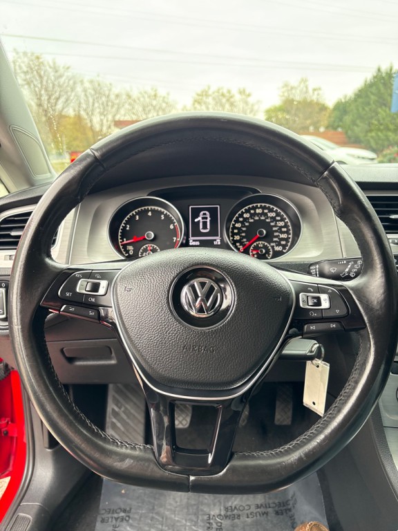 2017 Volkswagen Golf Image 15