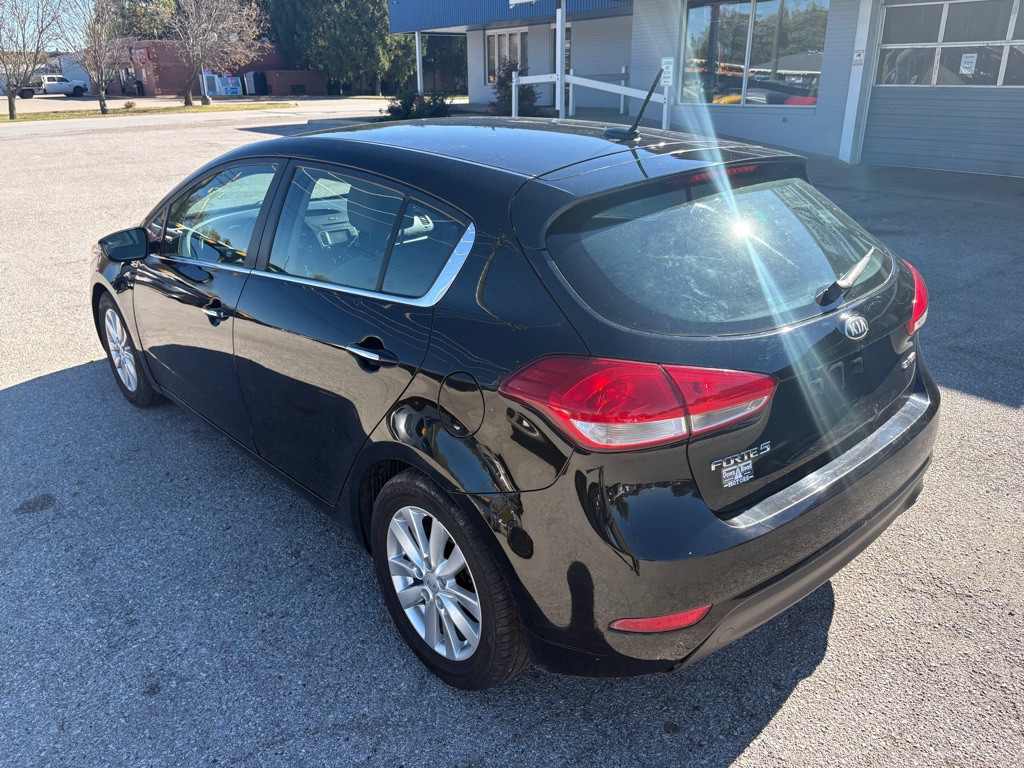 2015 Kia Forte Image 8