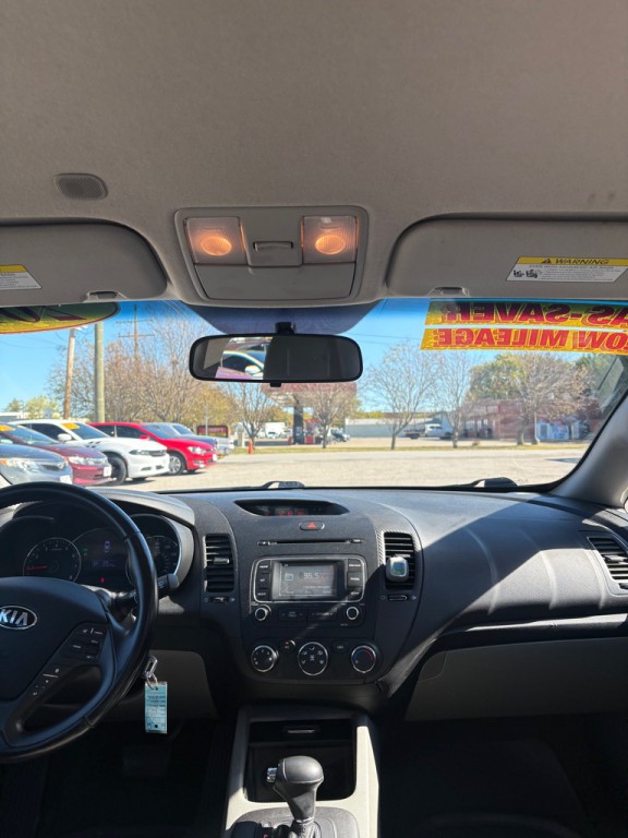 2015 Kia Forte Image 12