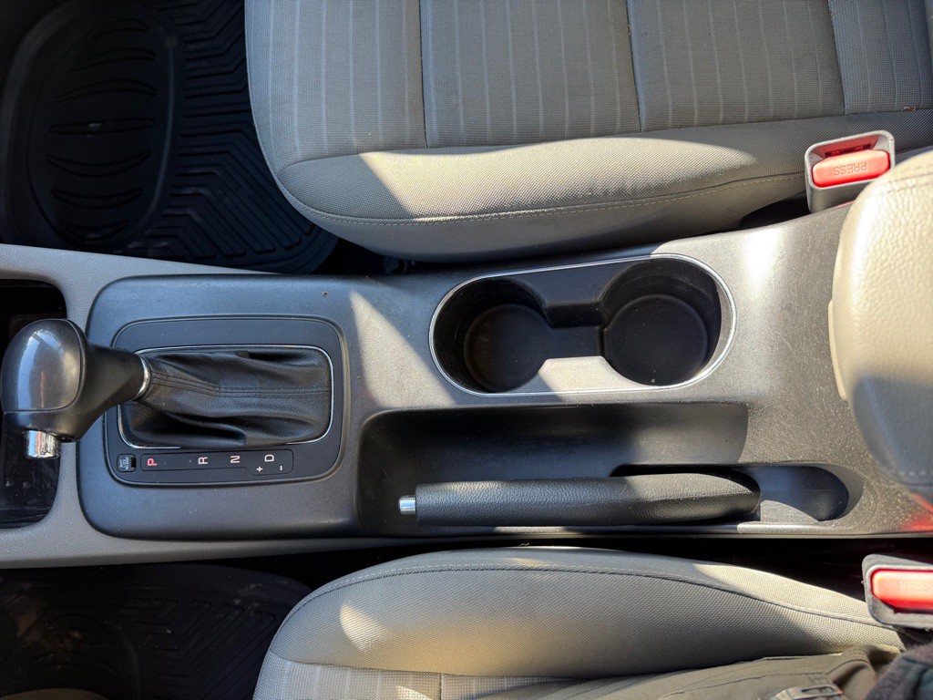 2015 Kia Forte Image 22