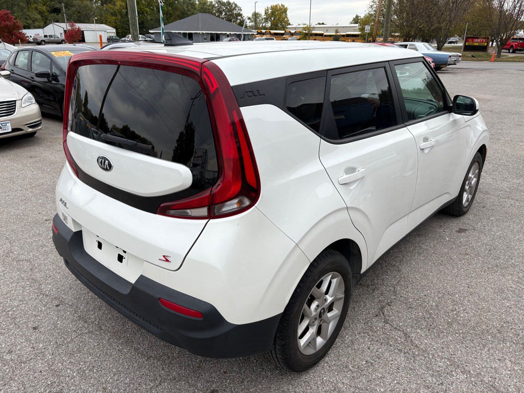2021 Kia Soul Image 6