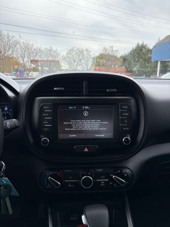 2021 Kia Soul Image 17