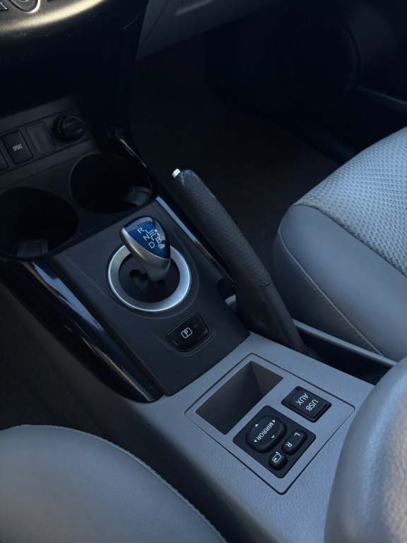 2013 Toyota Rav4 Image 17