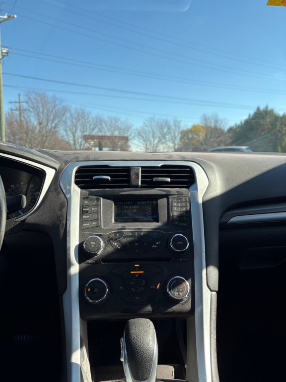 2014 Ford Fusion Image 14