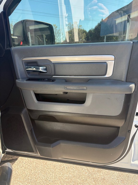 2016 RAM 1500 Image 15