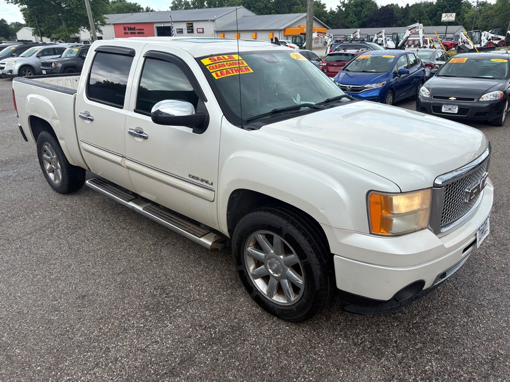 2011 GMC Sierra 1500 Image 1