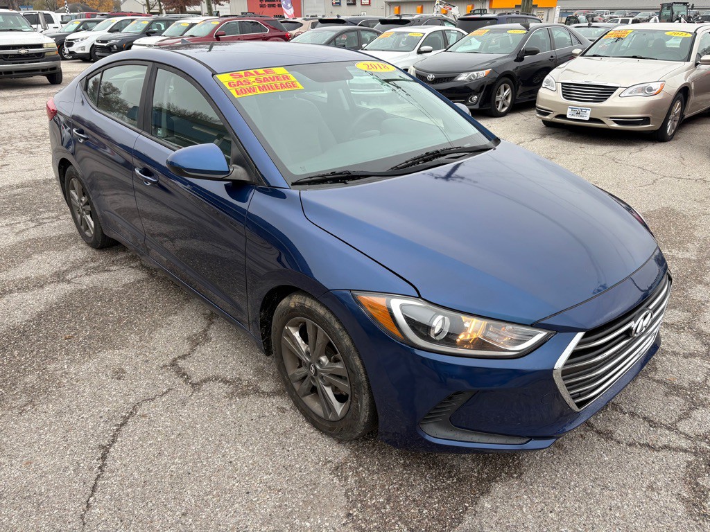 2018 Hyundai Elantra Image 1