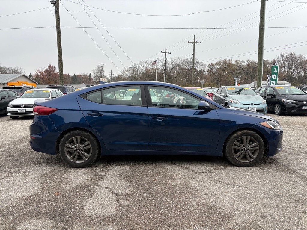 2018 Hyundai Elantra Image 5