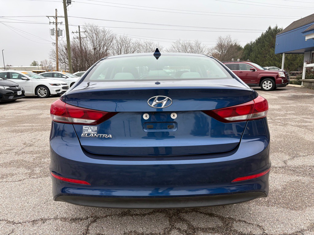 2018 Hyundai Elantra Image 7