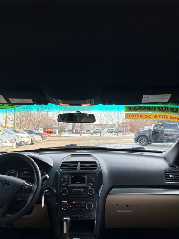 2016 Ford Explorer Image 13