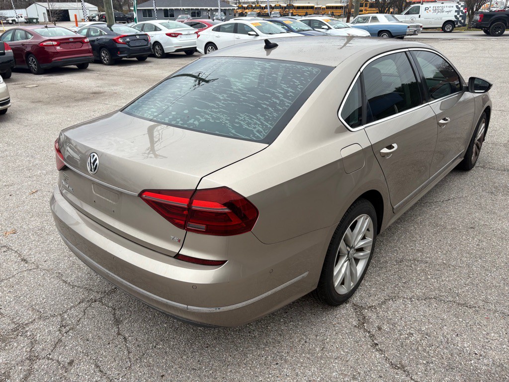 2017 Volkswagen Passat Image 6