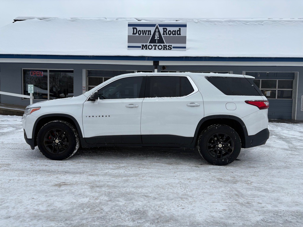 2019 Chevrolet Traverse Image 2