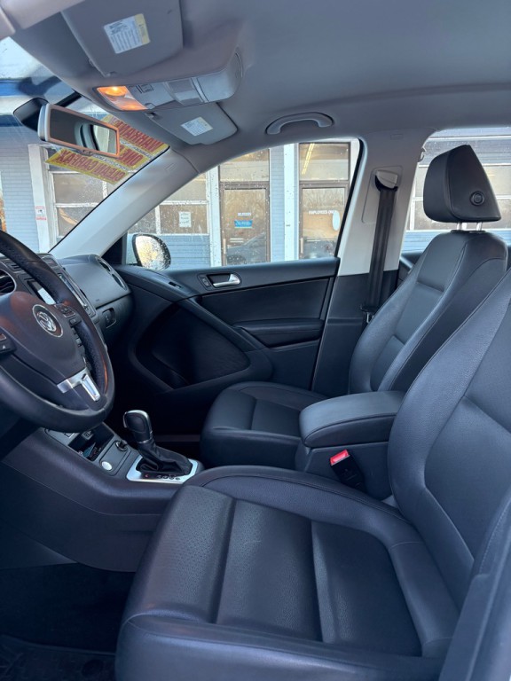 2017 Volkswagen Tiguan Image 15
